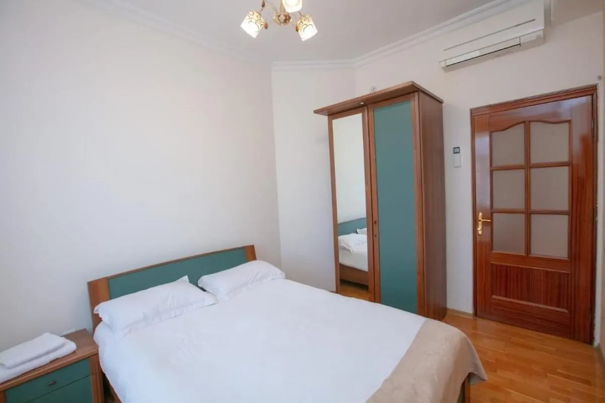 Look Ahead Travel Grand House With Maiden Tower Wiew And Terrace Bakoe 0*,  Azerbeidzjan